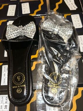 Black Crystal Bow Slide Mules - Unbranded